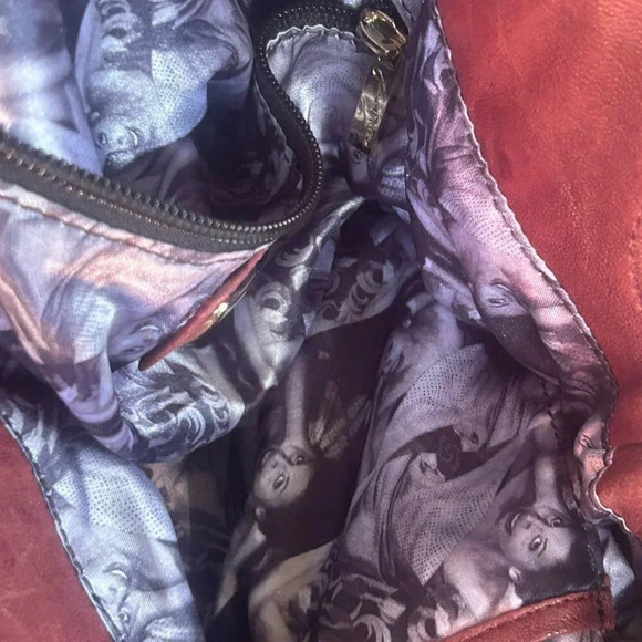 Junior Drake Vintage Cordovan Leather Hobo Bag With Shoulder Strap - Picture 6 of 7